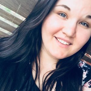 Meet your Posher, Kellie